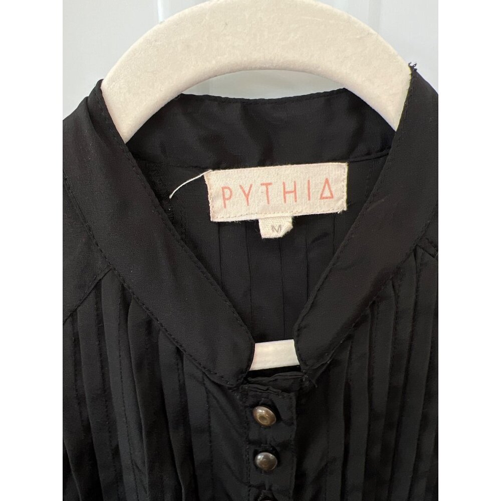 Pythia Pintuck Button Crop Blouse Size M Black Po… - image 3